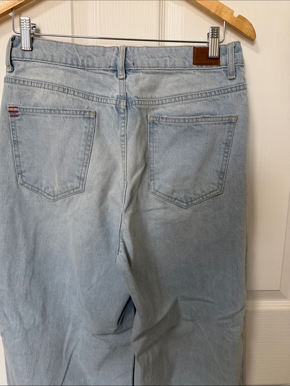 BDG High-Rise Wide Leg Jeans - Picture 5 of 5